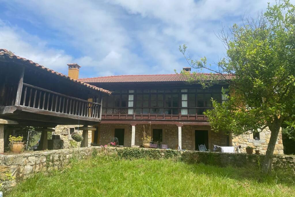 Preciosa casona con hórreo Villa Ribadesella Exterior foto